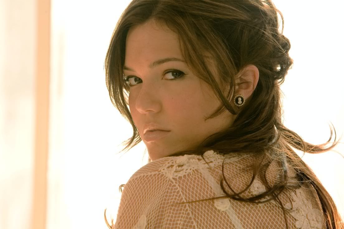 life in a shoebox: eye candy of the week: mandy moore (wild hope)